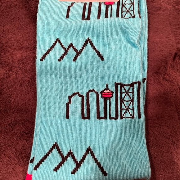 Calgary Canada Skyline & Mountain Themed Socks - Blue & Red - Picture 2 of 5
